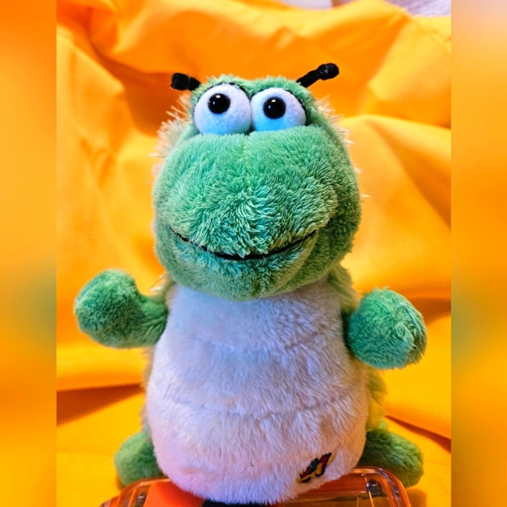Ganz Webkinz Caterpillar Green White Plush Stuffed‎ Animal HM434 No Code